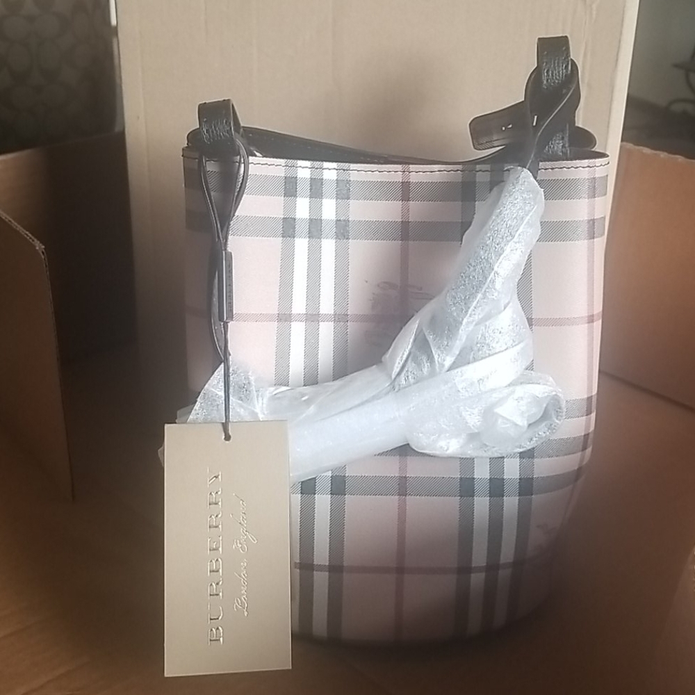 Burberry Lorne Bucket Crossbody Purse